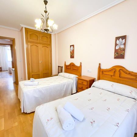 Vivienda Turistica Los Leones แบร์ลังกา เด ดูเอโร ภายนอก รูปภาพ